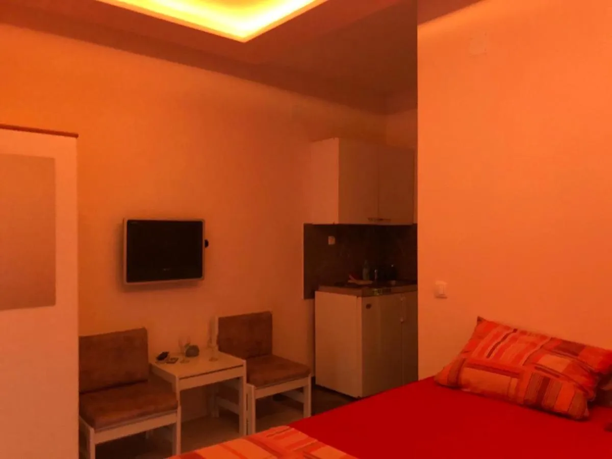 Guesthouse Adriatic Biograd Na Moru 3*,
